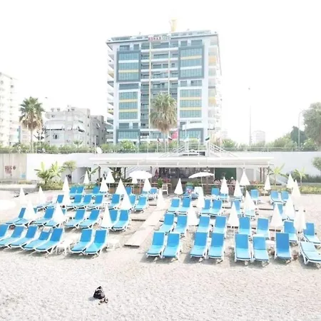 Tower Mahmutlar 11 Floor אלאניה